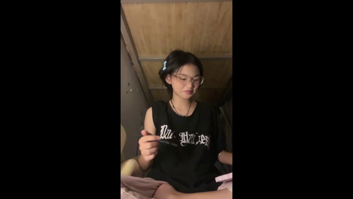 เบ็ดหี เงี่ยน เกี่ยวหี หีหวาน หีน่าเย็ด หีขาว หี หลุดไทย หลุด สาวแว่น