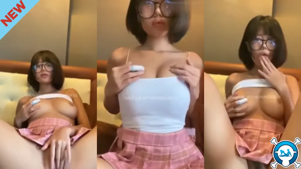โชว์ เสียวหี เย็ดสาวแว่น เย็ดยับ เย็ดมัน เบ็ด อัดคลิป หีหวาน ร่องอก รูหี